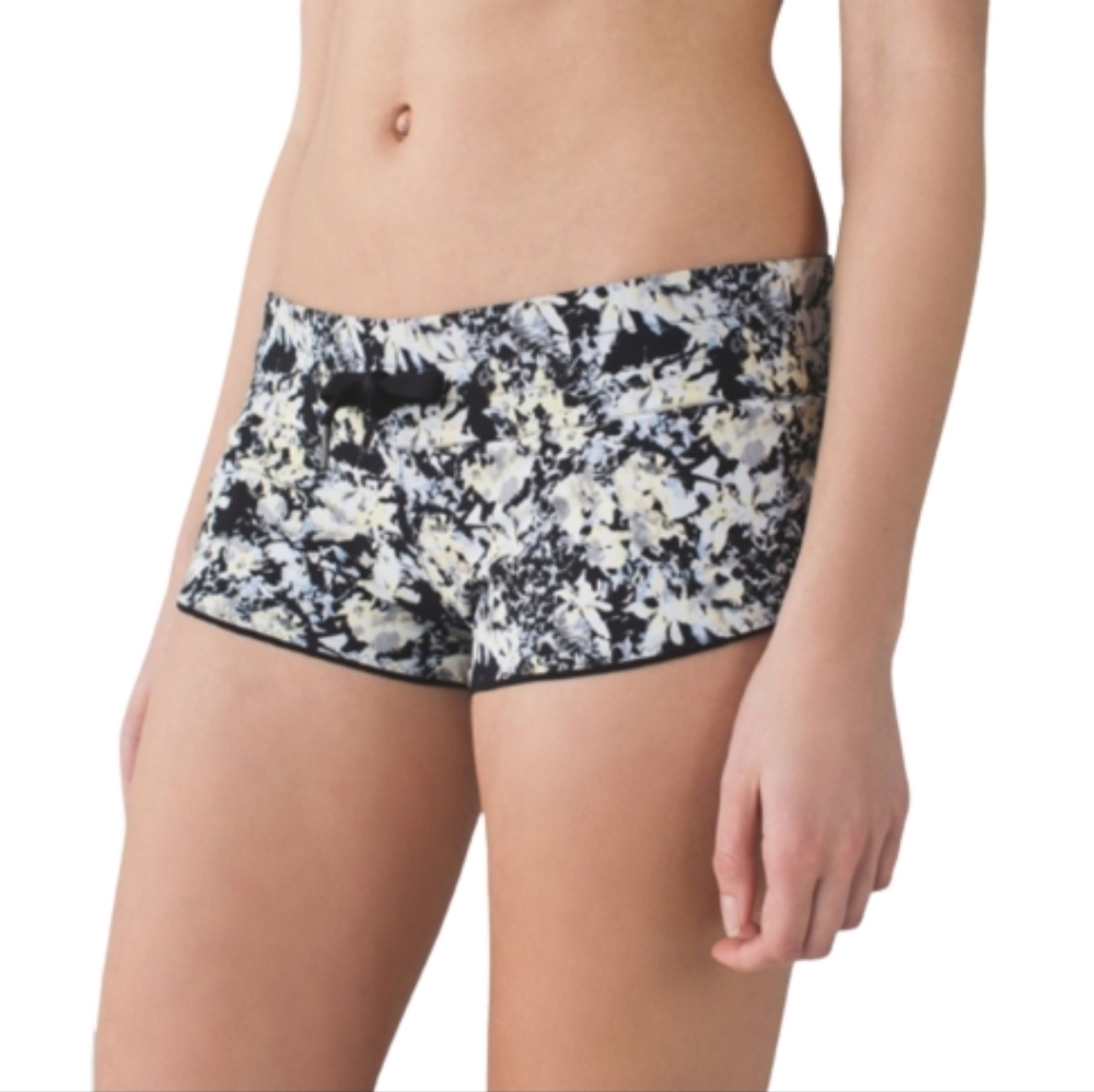 Lululemon Water: Surf Short Crosscourt Petal Black Clarity Yellow *Reversible 4